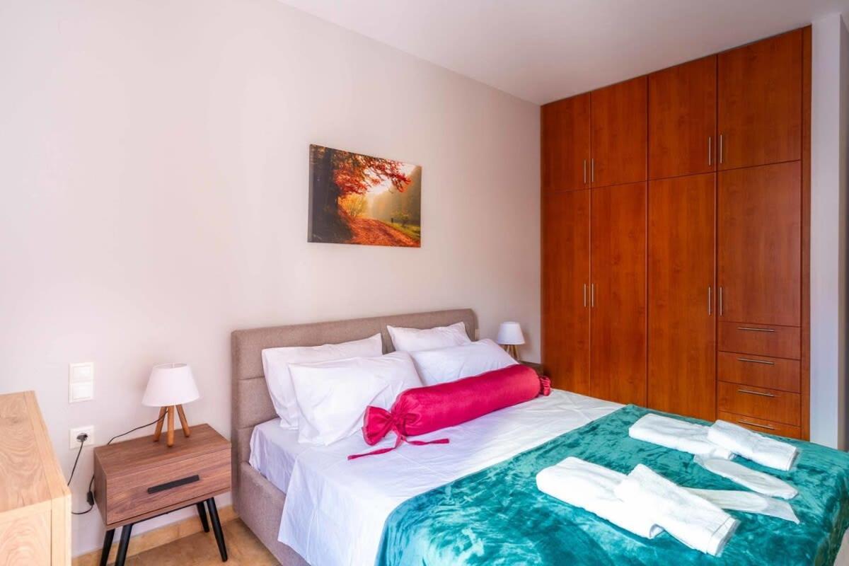 Sitia Panoramic Penthouse - Close To Sandy Beach - Private Parking Exterior photo