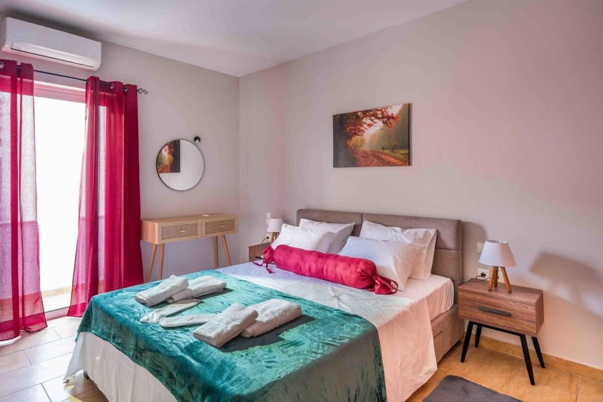 Sitia Panoramic Penthouse - Close To Sandy Beach - Private Parking Exterior photo